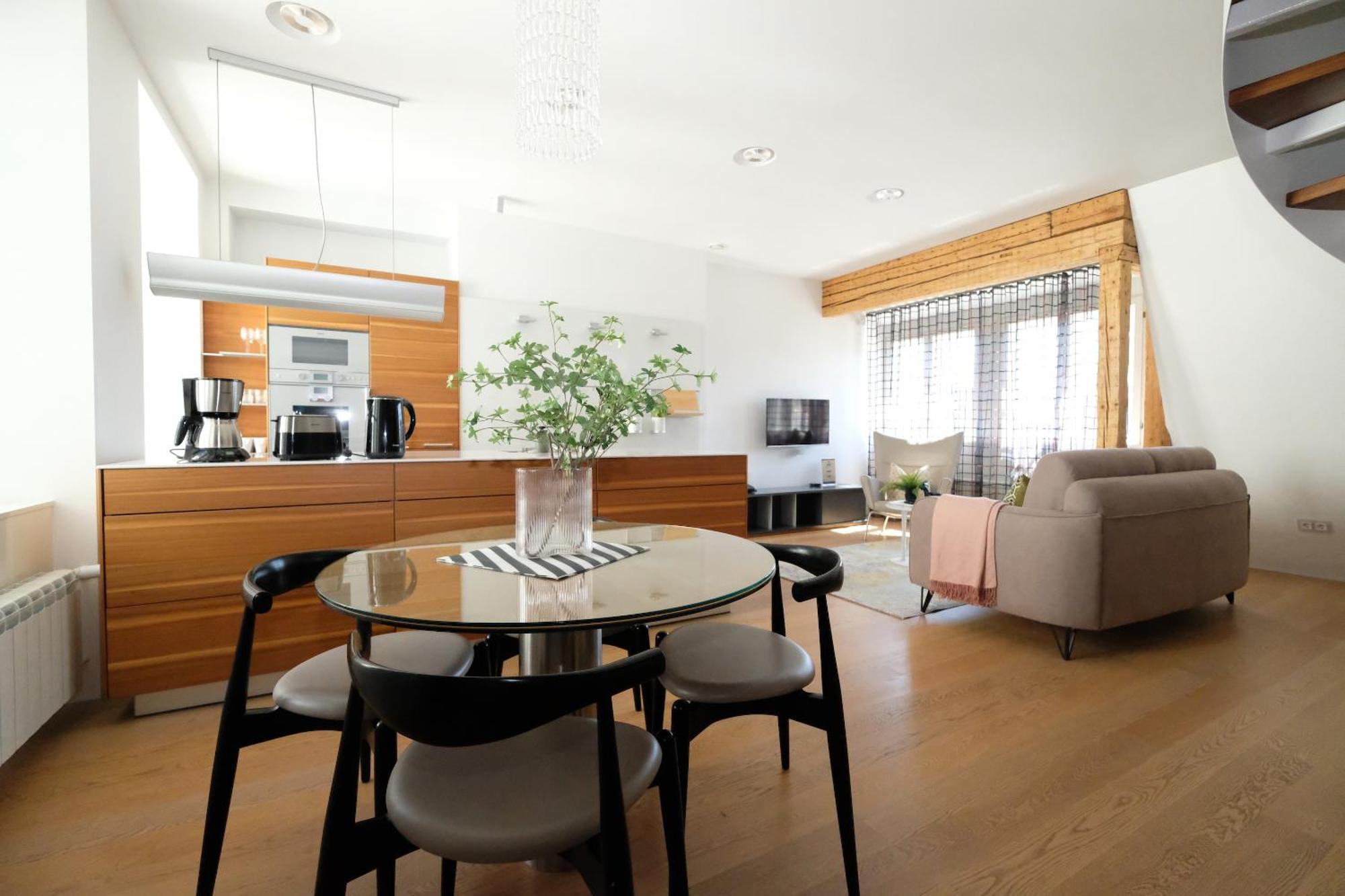 Tallinn City Apartments Old Town Square מראה חיצוני תמונה